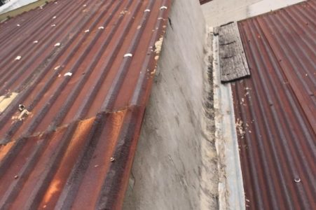 chống dột mái tôn tại quận 4